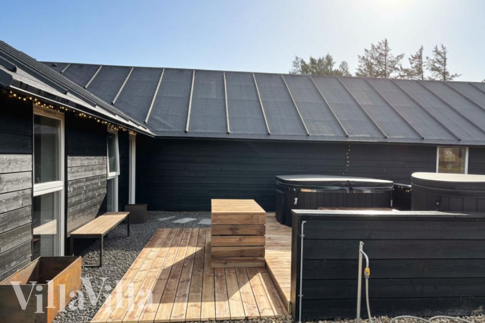 Entspannt euch im Whirlpool des Luxusferienhauses Nr. 637 in Nordjütland.