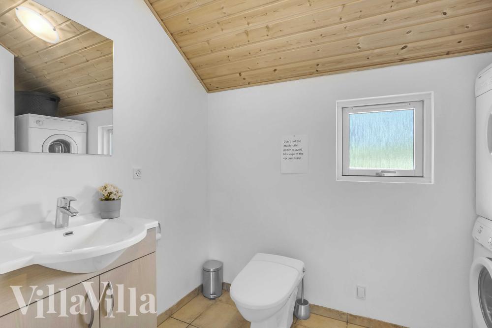 Im Luxusferienhaus Nr. 159 für 12 Personen gibt es Bad mit Dusche.