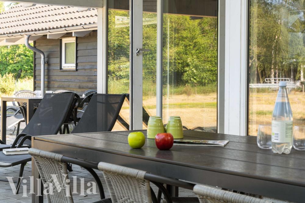 Das Luxusferienhaus Nr. 159 hat eine tolle Terrasse, die mit hochwertigen Gartenmöbeln für 12 Personen ausgestattet ist.