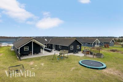 Dieses schöne Poolhaus Nr. 196 mit Platz für 22 Personen liegt in Nordjütland