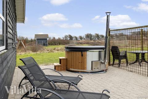 Das Luxusferienhaus Nr. 196 bietet u. a. einen tollen Whirlpool