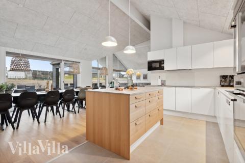 Gut ausgestattete Küche im Luxusferienhaus Nr. 772 in Deutschland.