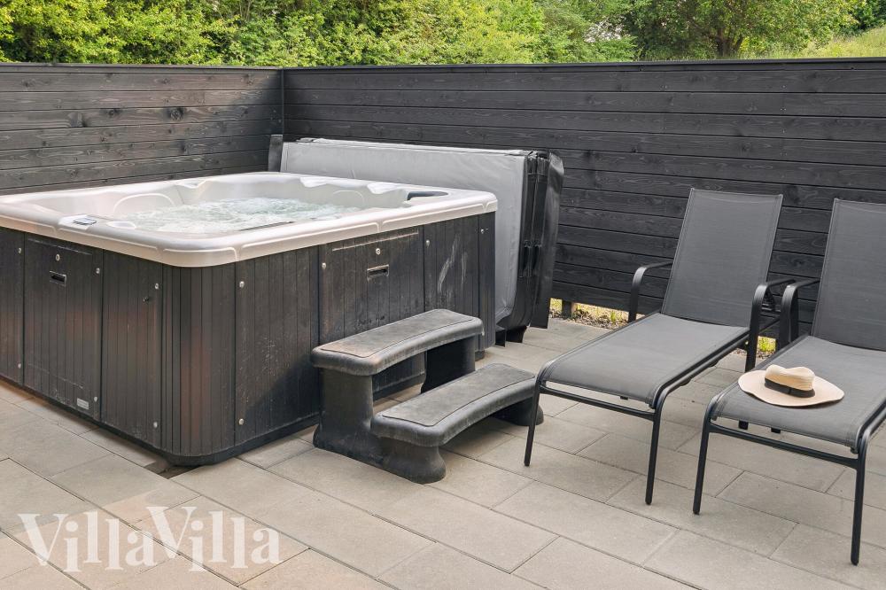 Das Luxusferienhaus Nr. 772 bietet u. a. einen tollen Whirlpool