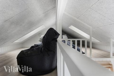 Einige der 18 Schlafgelegenheiten befinden sich im Luxusferienhaus Nr. 912 auf dem ausgebauten Dachboden