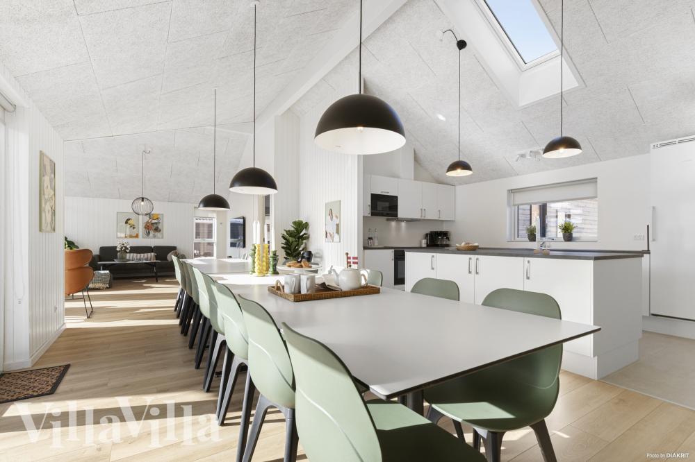 Aufenthaltsraum mit Platz für 20 im Luxusferienhaus Nr. 816.