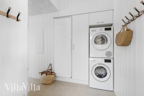 Der geräumige Eingangsbereich im Luxusferienhaus Nr. 816 in Ostjütland