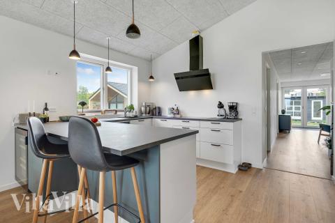 Gut ausgestattete Küche im Luxusferienhaus Nr. 950 in Fünen und seine Inseln.