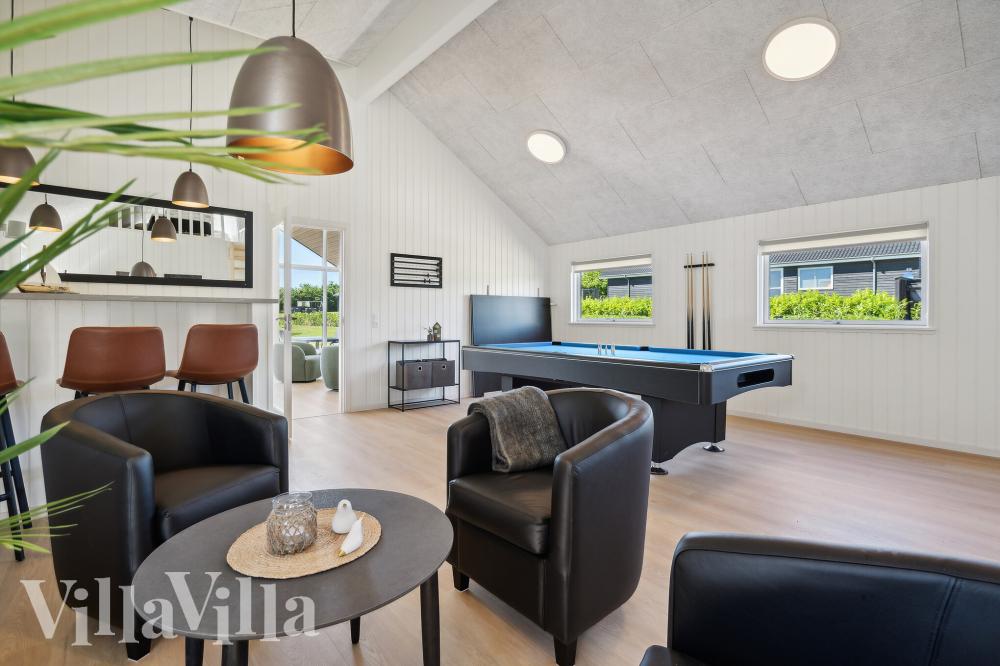 Aktivitätsraum im Luxusferienhaus Nr. 776 mit 7 Schlafzimmern und Platz für 18 Gäste.