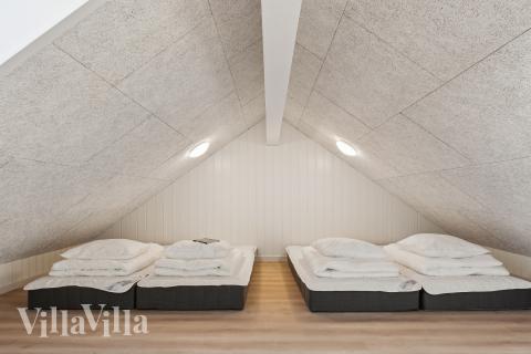 Einige der 24 Schlafgelegenheiten befinden sich im Luxusferienhaus Nr. 773 auf dem ausgebauten Dachboden