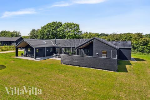 Dieses schöne Poolhaus Nr. 779 mit Platz für 26 Personen liegt in Deutschland