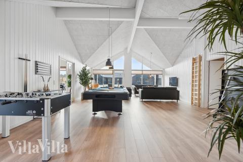 Aktivitätsraum im Luxusferienhaus Nr. 781 mit 10 Schlafzimmern und Platz für 26 Gäste.