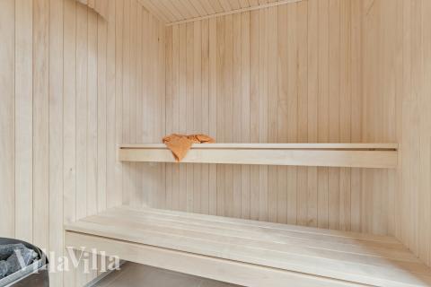 Genießen Sie die heiße Sauna im Luxusferienhaus Nr. 783 für 26 Personen