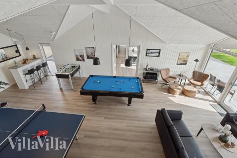 Aktivitätsraum im Luxusferienhaus Nr. 780 mit 10 Schlafzimmern und Platz für 26 Gäste.