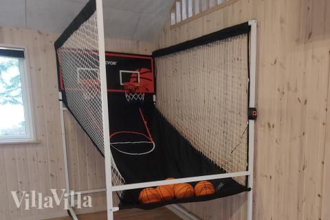 Aktivitätsraum im Luxusferienhaus Nr. 330 mit 9 Schlafzimmern und Platz für 24 Gäste.