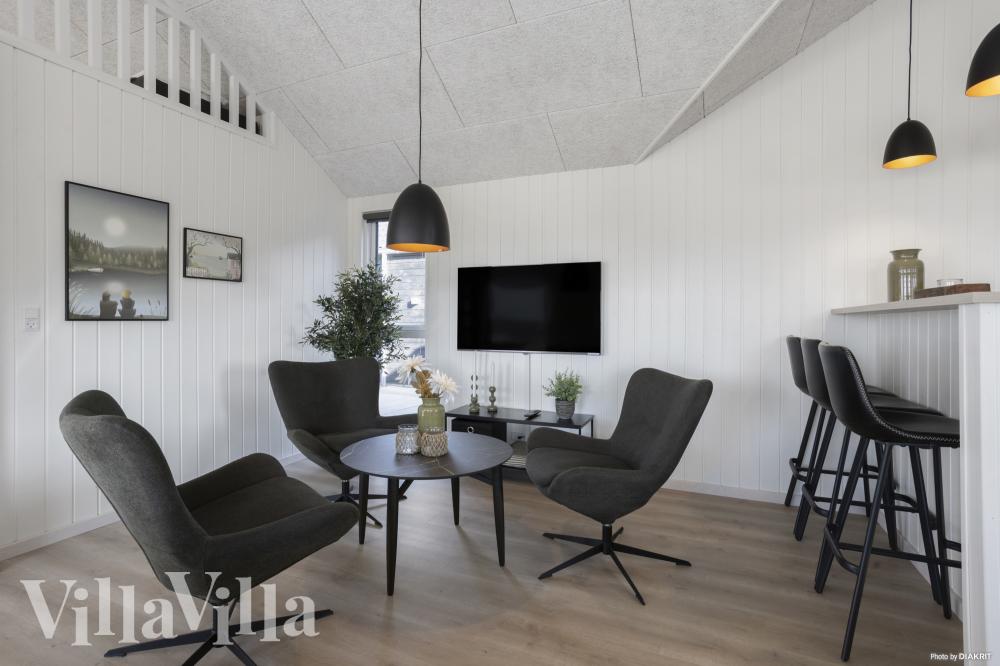 Aktivitätsraum im Luxusferienhaus Nr. 907 mit 7 Schlafzimmern und Platz für 18 Gäste.