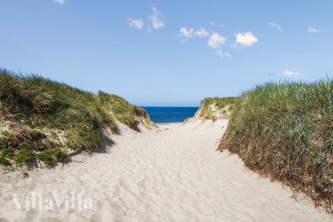 Der Strand in der Nähe von Luxusferienhaus Nr. 947.