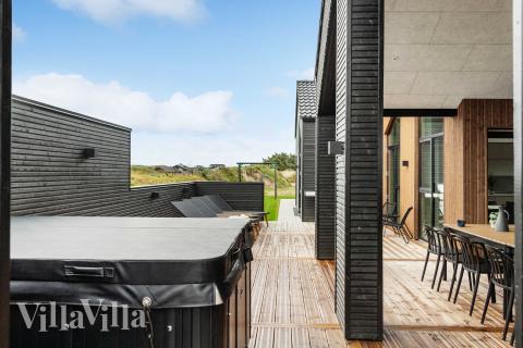 Große Terrasse am Luxusferienhaus Nr. 682 in Nordjütland.