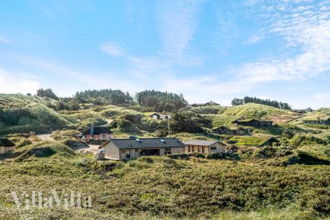 Diese schicke Haus mit Whirlpool Nr. 945 mit Platz für 12 Personen liegt in Nordjütland