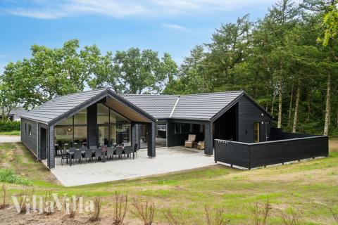 Dieses schöne Poolhaus Nr. 904 mit Platz für 14 Personen liegt in Nordseeland
