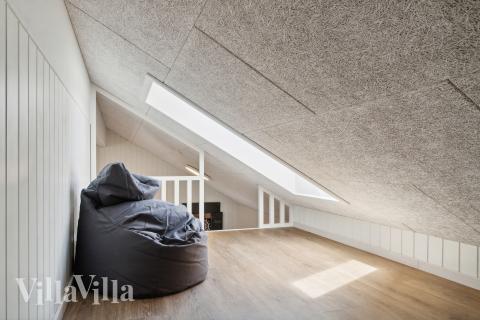 Einige der 14 Schlafgelegenheiten befinden sich im Luxusferienhaus Nr. 904 auf dem ausgebauten Dachboden