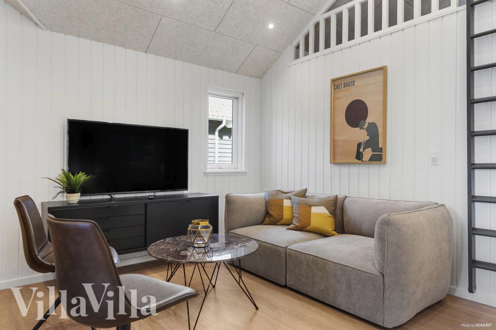 Das Luxusferienhaus 273 für 18 Personen hat einen großen Aktivitätsraum mit u. a. Billard und Darts