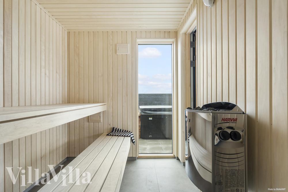 Genießen Sie die heiße Sauna im Luxusferienhaus Nr. 914 für 30 Personen