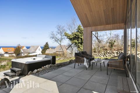 Das Luxusferienhaus Nr. 927 hat eine tolle Terrasse, die mit hochwertigen Gartenmöbeln für 8 Personen ausgestattet ist.