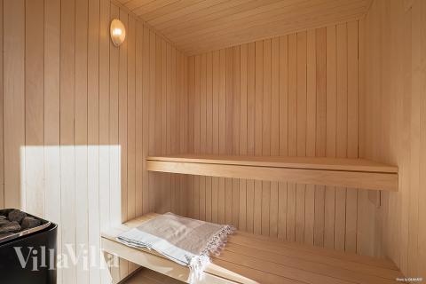 Genießen Sie die heiße Sauna im Luxusferienhaus Nr. 959 für 26 Personen