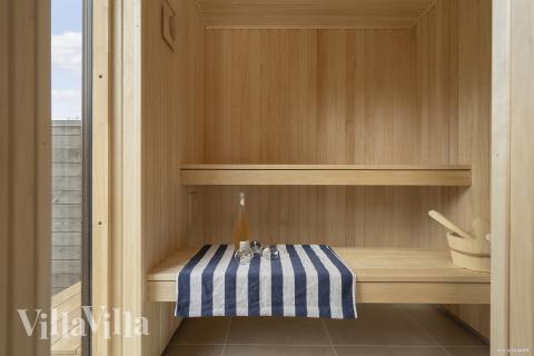 Genießen Sie die heiße Sauna im Luxusferienhaus Nr. 918 für 18 Personen