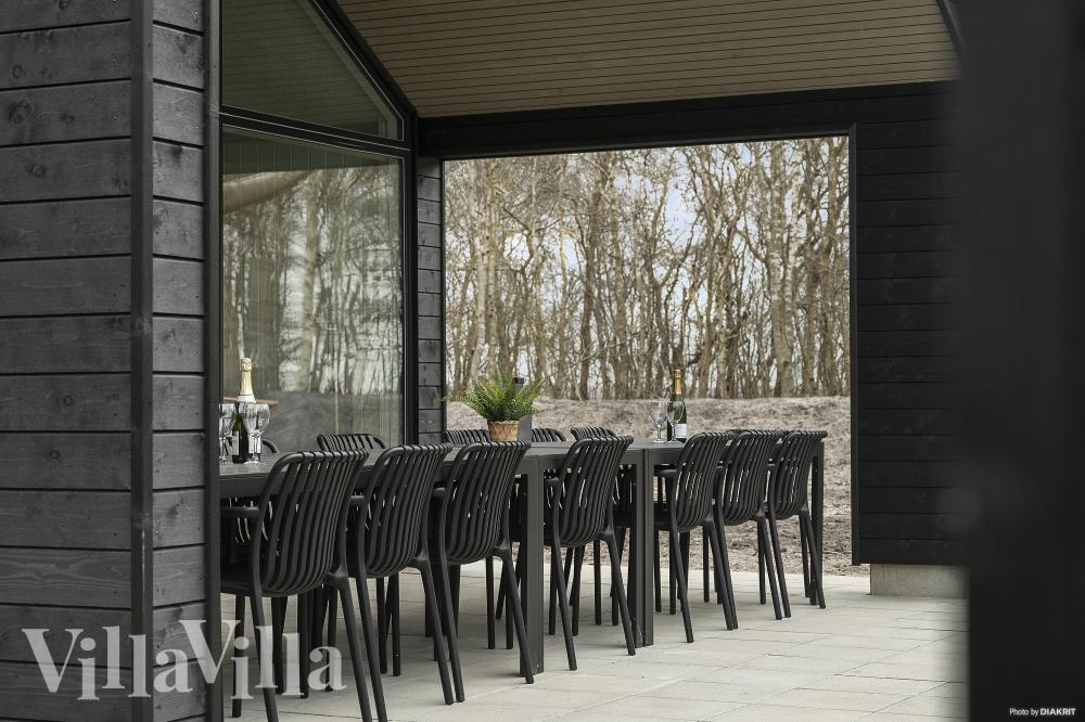 Genießen Sie einen Grillabend auf der Terrasse des Luxusferienhauses Nr. 918 in Westjütland