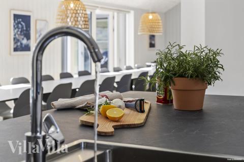 Die Küche im Luxusferienhaus Nr. 822 ist gut eingerichtet.