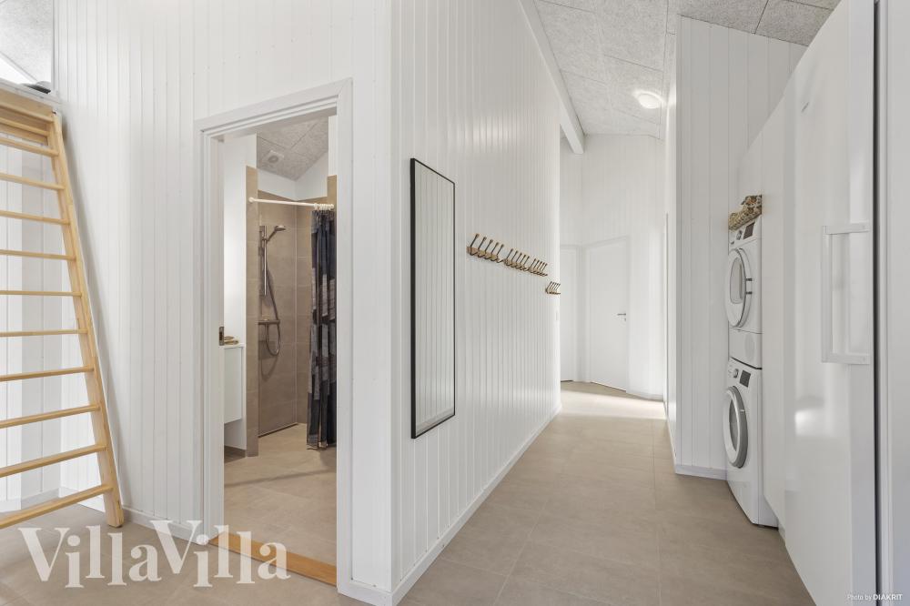 Der Eingangsbereich im Luxusferienhaus 822 bietet viel Platz