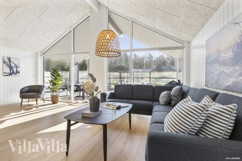 Aktivitätsraum im Luxusferienhaus Nr. 824 mit 8 Schlafzimmern und Platz für 20 Gäste.