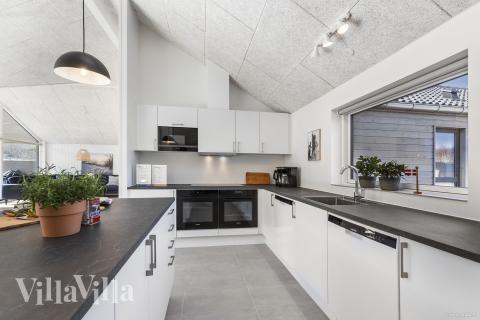 Die Küche im Luxusferienhaus Nr. 824 ist gut eingerichtet.