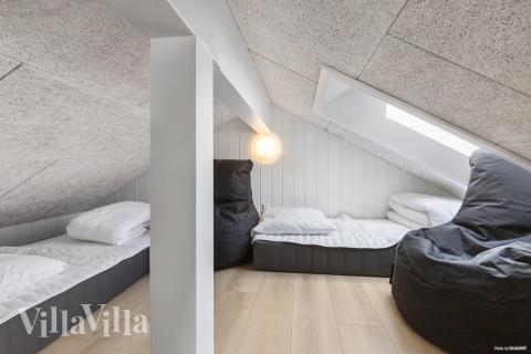 Einige der 20 Schlafgelegenheiten befinden sich im Luxusferienhaus Nr. 824 auf dem ausgebauten Dachboden