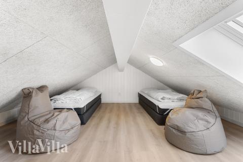 Einige der 20 Schlafgelegenheiten befinden sich im Luxusferienhaus Nr. 917 auf dem ausgebauten Dachboden