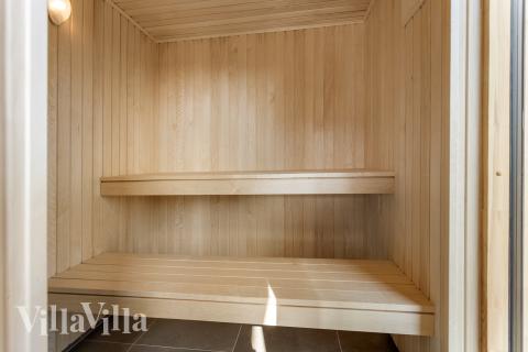 Genießen Sie die heiße Sauna im Luxusferienhaus Nr. 917 für 20 Personen