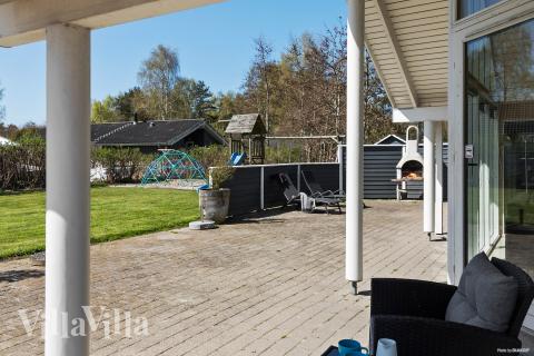 Auf der Terrasse des Ferienhauses Nr. 956 ist Platz für 12 Personen.