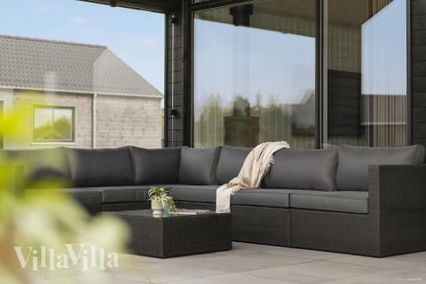 Genießen Sie einen Grillabend auf der Terrasse des Luxusferienhauses Nr. 698 in Westjütland