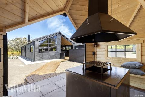 Neben den vielen schönen Stunden, die man im Poolbereich des Hauses verbringen kann, bietet das Luxusferienhaus 931 auch zahlreiche Freizeitangebote im Freien