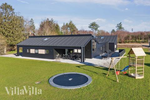 Dieses schöne Poolhaus Nr. 967 mit Platz für 22 Personen liegt in Ostjütland