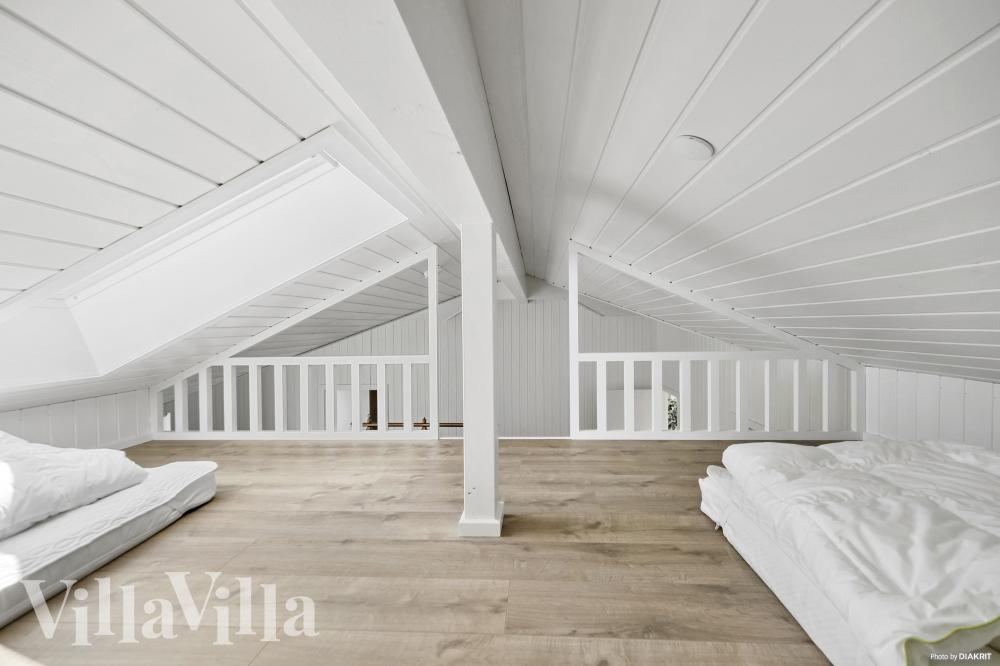 Einige der 10 Schlafgelegenheiten befinden sich im Luxusferienhaus Nr. 935 auf dem ausgebauten Dachboden