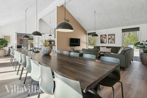 Der Aufenthaltsraum bietet Platz für 24 Personen, wenn ihr das Ferienhaus 962 in Lolland/Falster/Mön besucht.