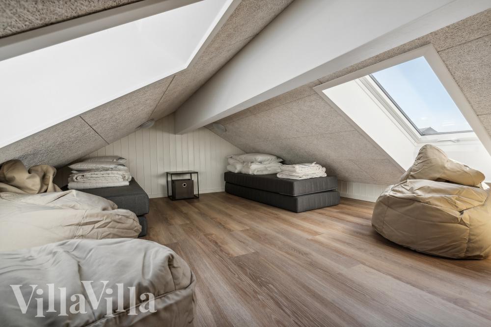 Einige der 24 Schlafgelegenheiten befinden sich im Luxusferienhaus Nr. 962 auf dem ausgebauten Dachboden