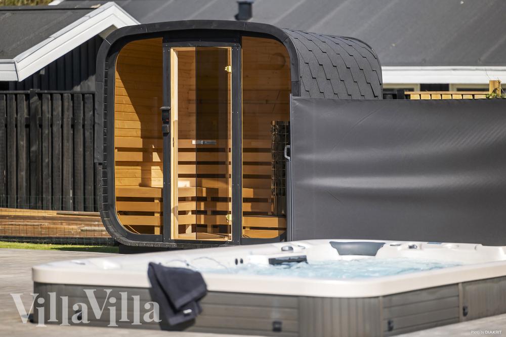 Das Luxusferienhaus Nr. 977 bietet u. a. einen tollen Whirlpool