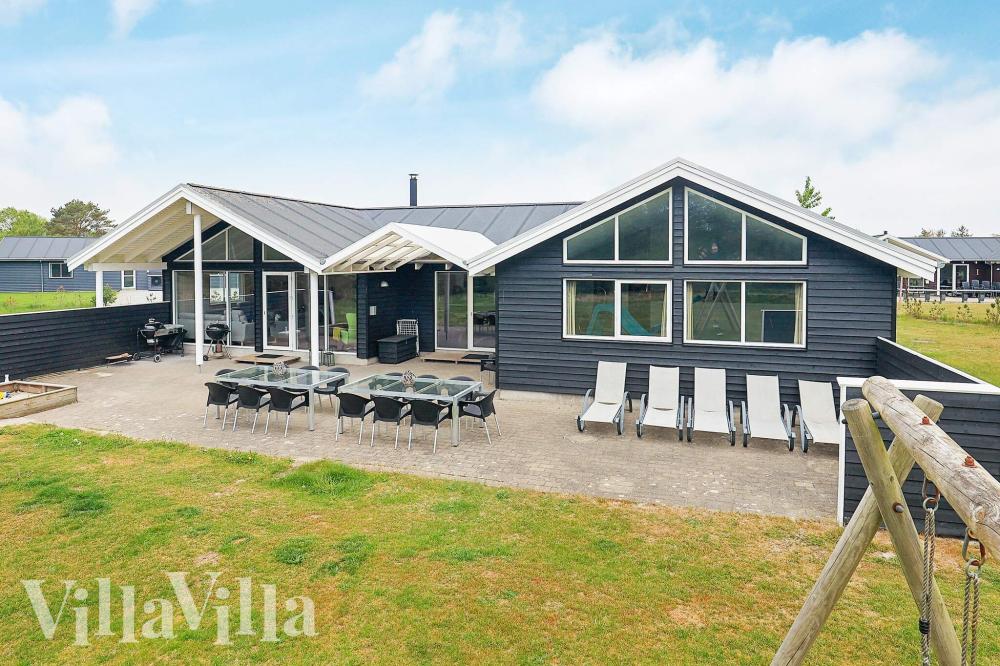 Dieses schöne Poolhaus Nr. 295 mit Platz für 18 Personen liegt in Nordjütland