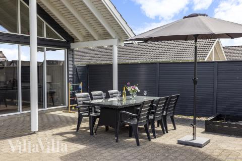 Große Terrasse am Luxusferienhaus Nr. 338 in Fünen und seine Inseln.