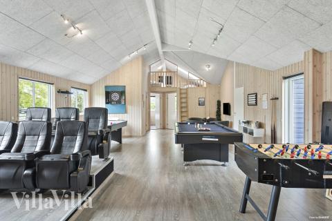 Neben den vielen schönen Stunden, die man im Poolbereich des Hauses verbringen kann, bietet das Luxusferienhaus 314 auch Spielevergnügen bei Billard/Tischtennis und Darts