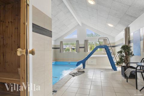 Der schicke Pool im Luxusferienhaus Nr. 314 für 20 Personen