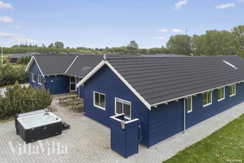 Dieses schöne Poolhaus Nr. 314 mit Platz für 20 Personen liegt in Lolland/Falster/Mön